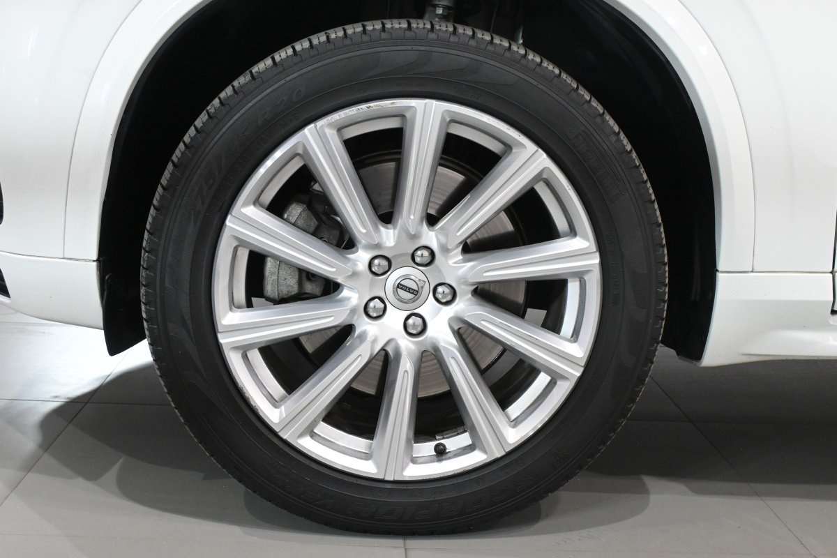 Foto Volvo XC90 31
