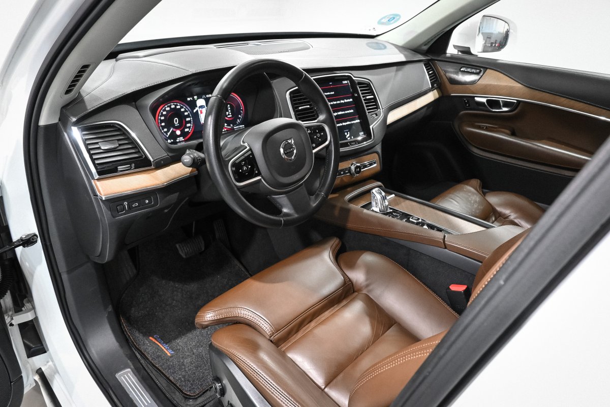 Foto Volvo XC90 10