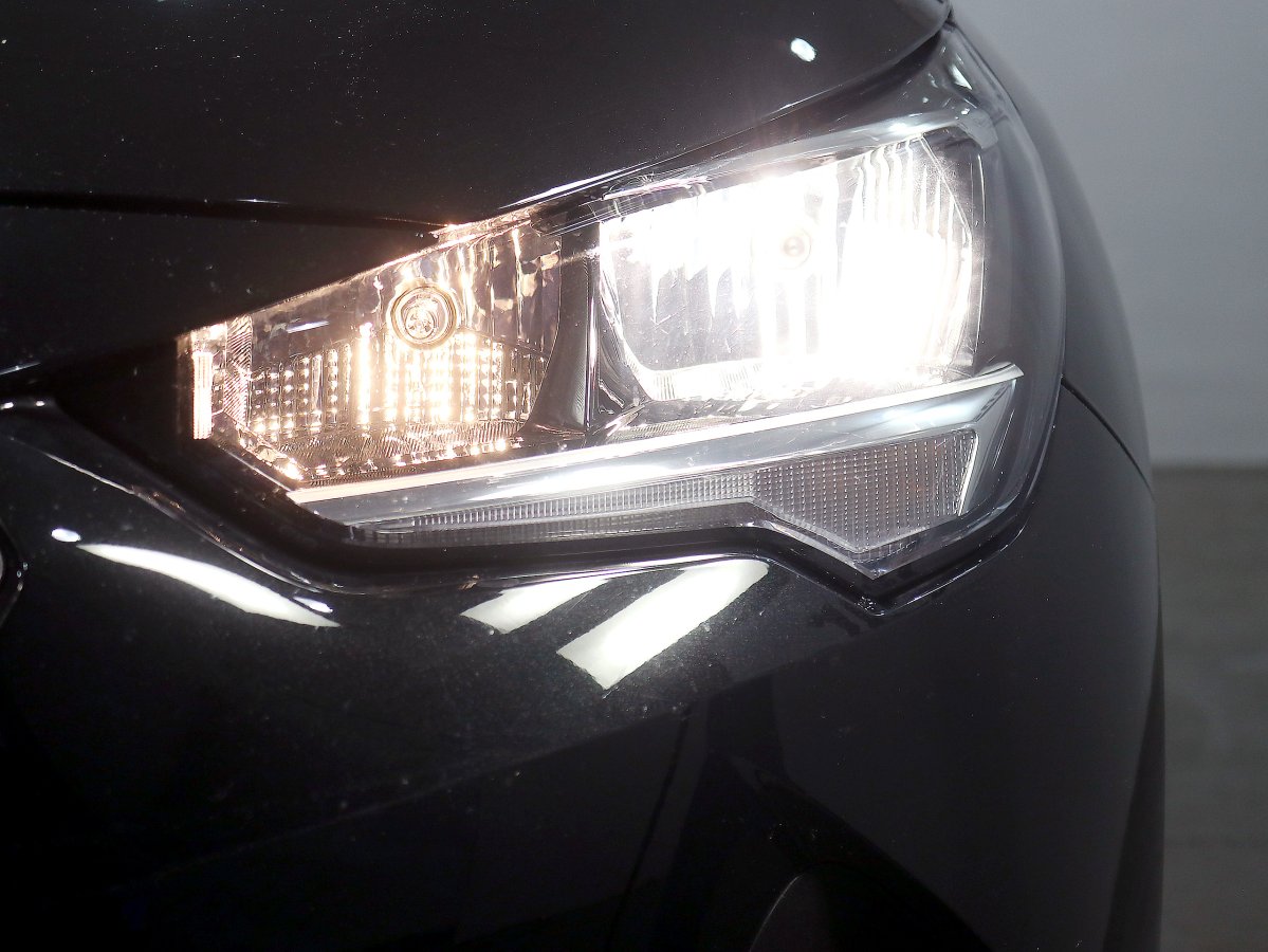 Foto Opel Corsa 12
