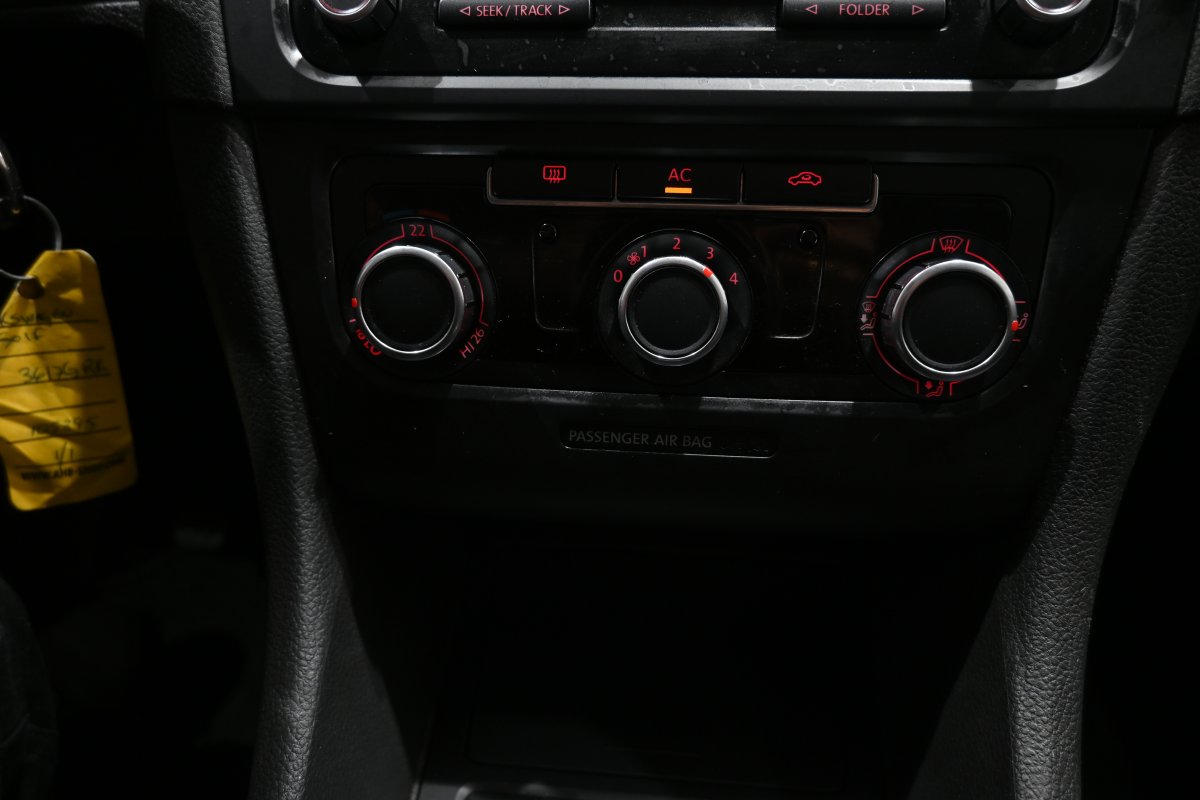 Foto Volkswagen Golf 16