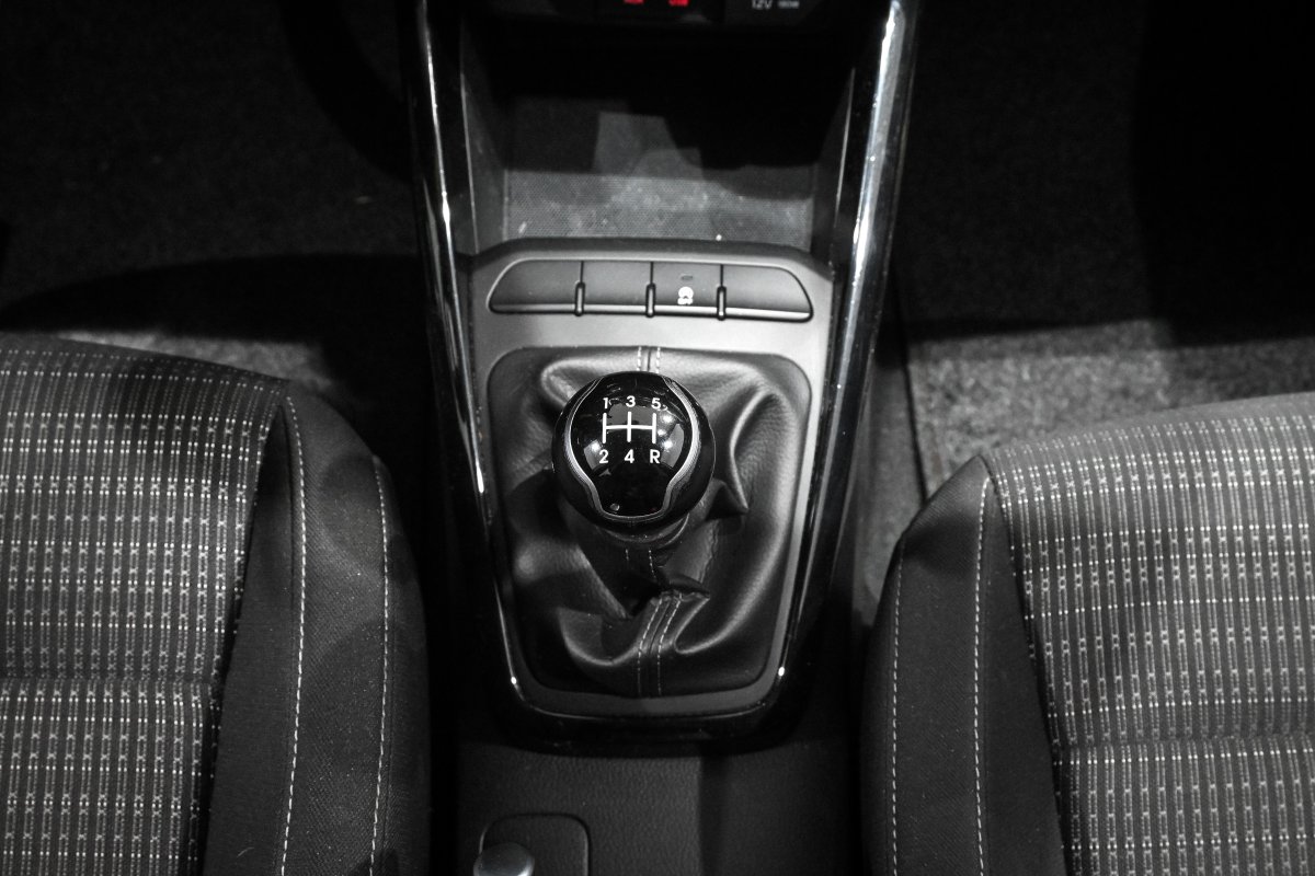 Foto Kia Stonic 20
