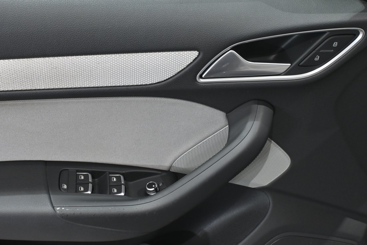 Foto Audi Q3 25