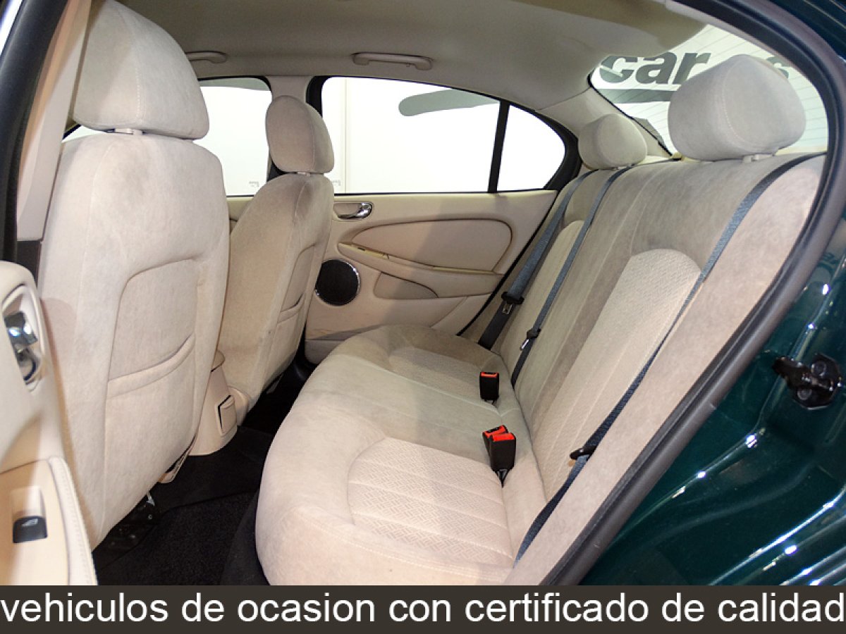 Foto Jaguar X-Type 11