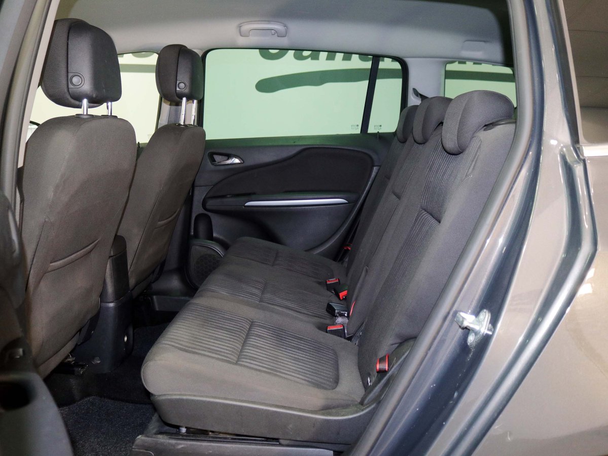 Foto Opel Zafira 11