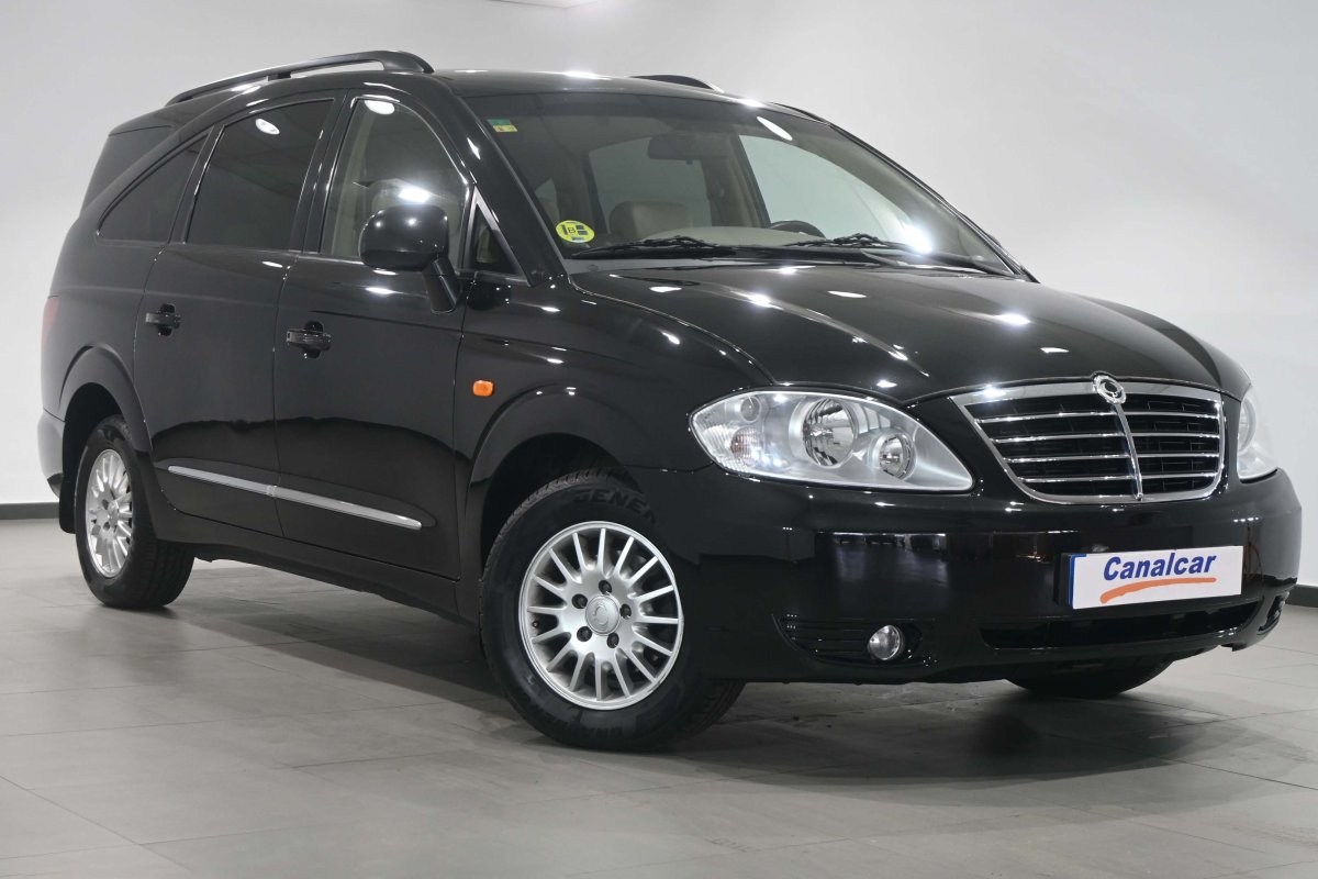 Foto Ssangyong Rodius 3