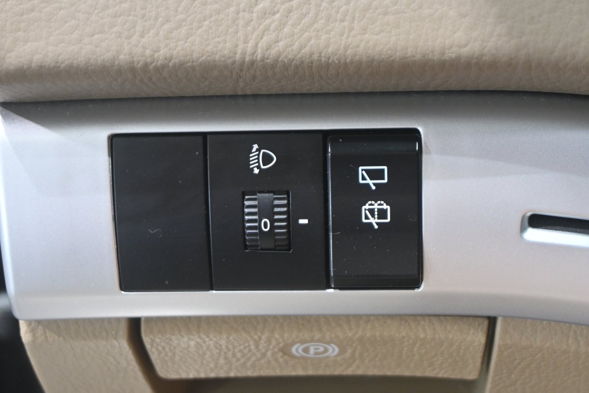 Foto Ssangyong Rodius 26