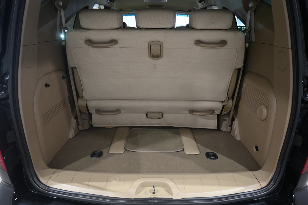 Foto Ssangyong Rodius 8