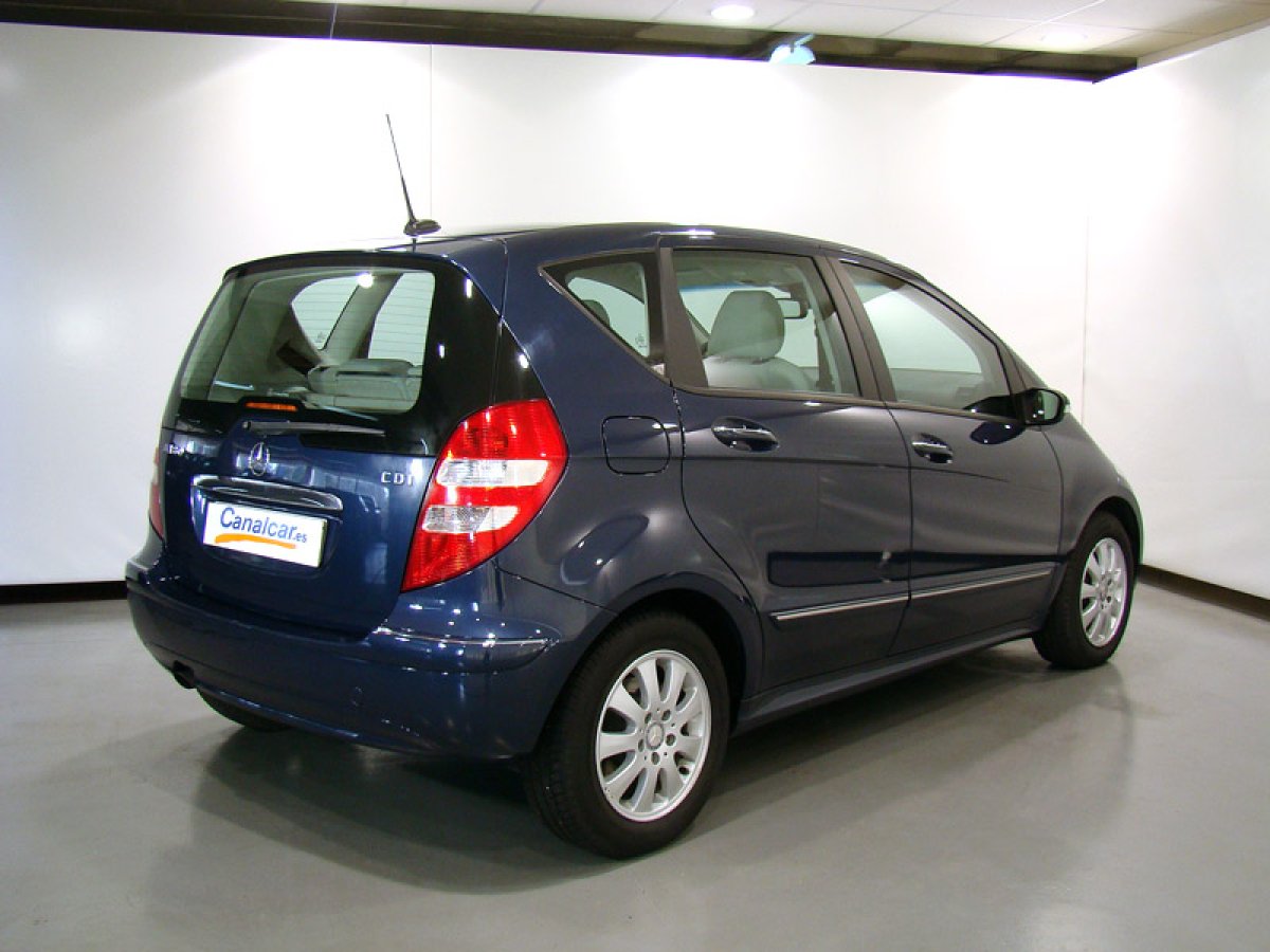Foto Mercedes-Benz A 180 6