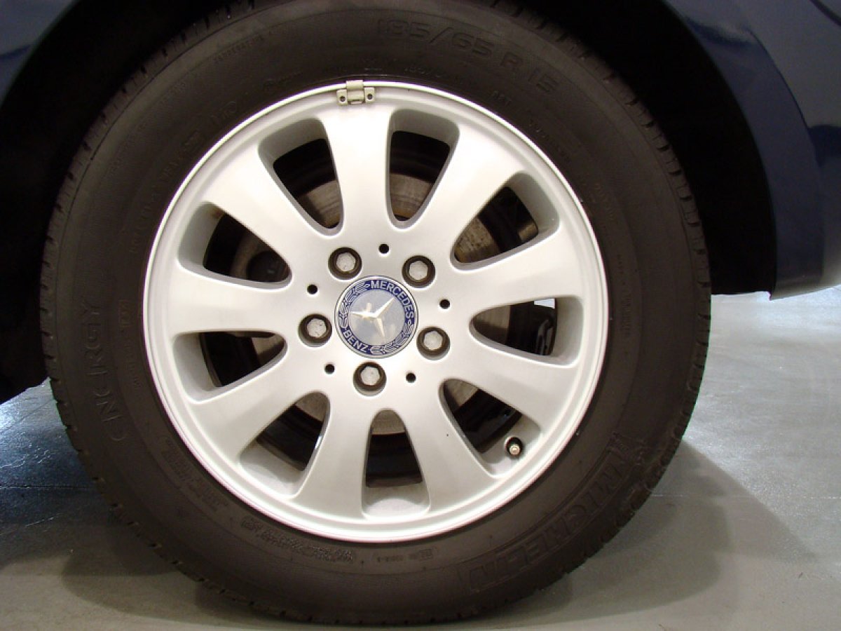 Foto Mercedes-Benz A 180 17