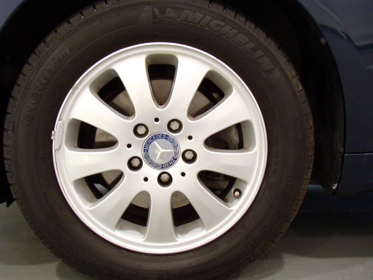 Foto Mercedes-Benz A 180 18