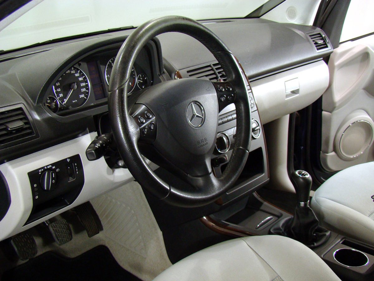 Foto Mercedes-Benz A 180 27