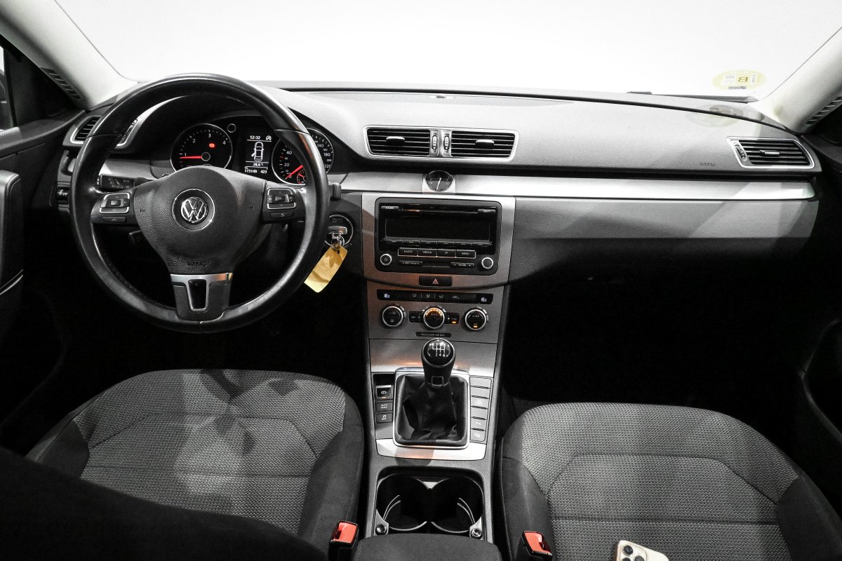 Foto Volkswagen Passat 18