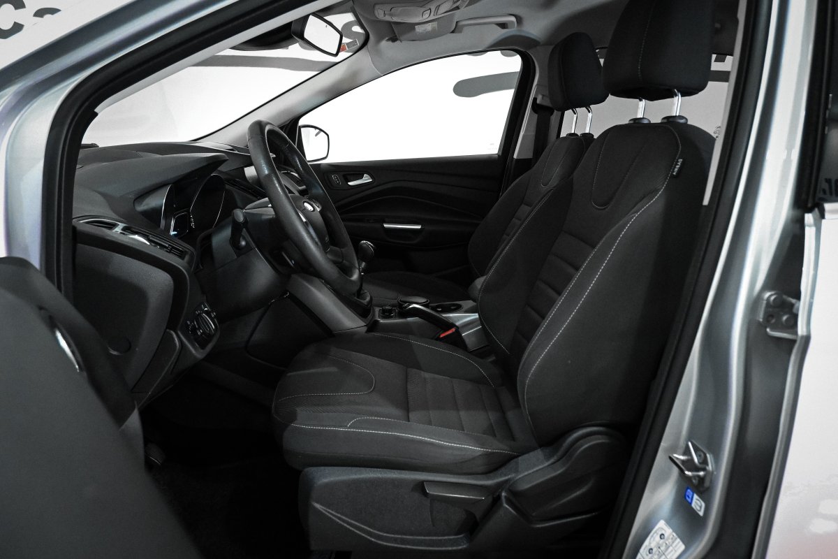 Foto Ford Kuga 15