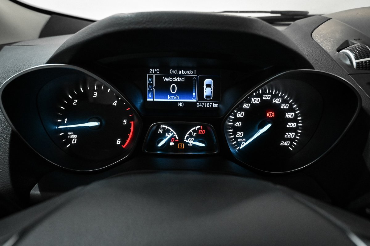 Foto Ford Kuga 18