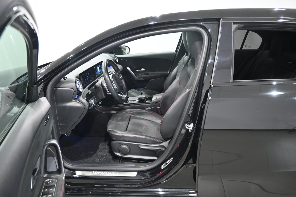 Foto Mercedes-Benz A 10