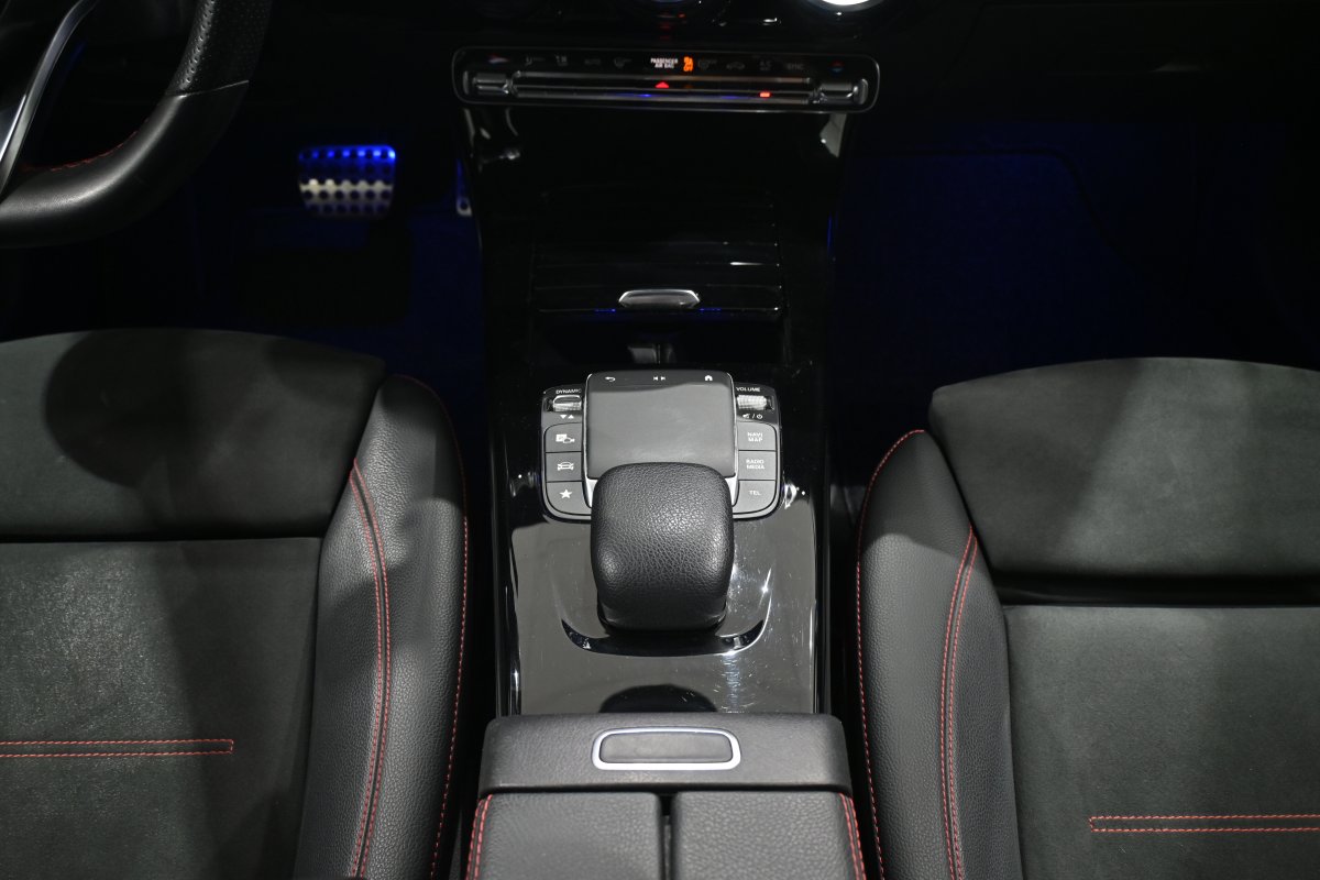 Foto Mercedes-Benz A 19
