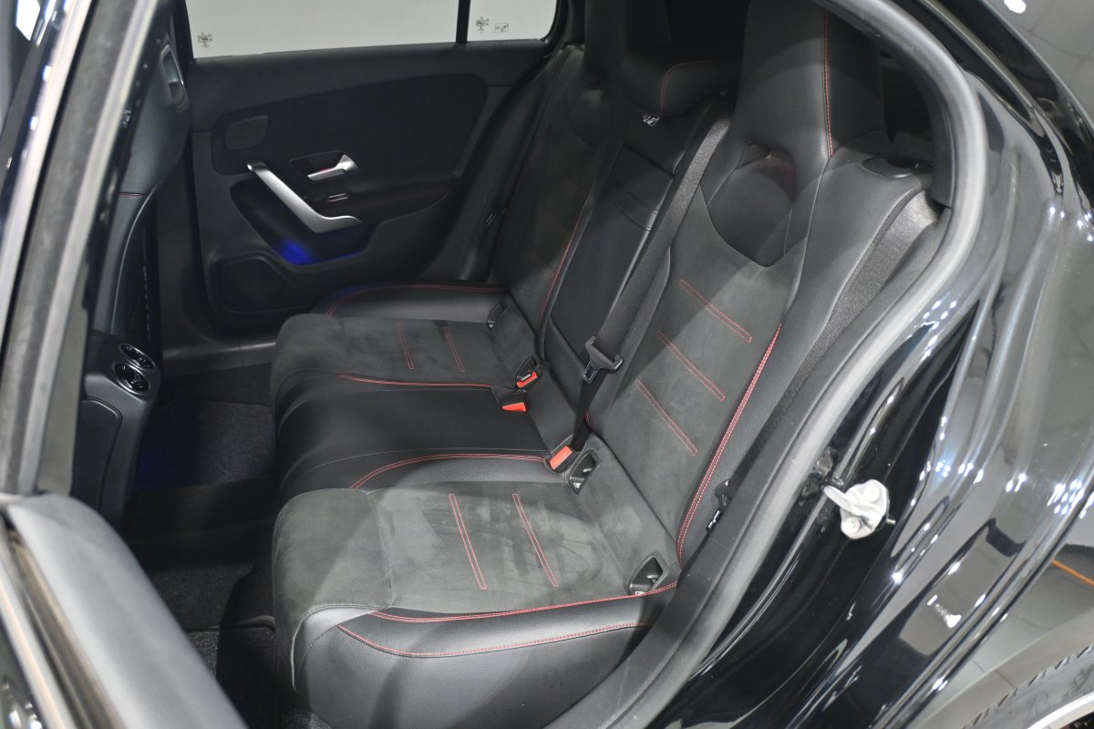 Foto Mercedes-Benz A 11