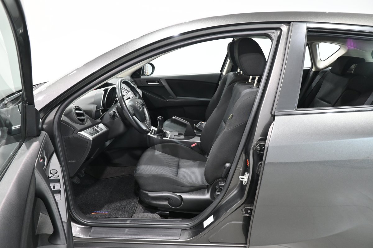 Foto Mazda Mazda3 10
