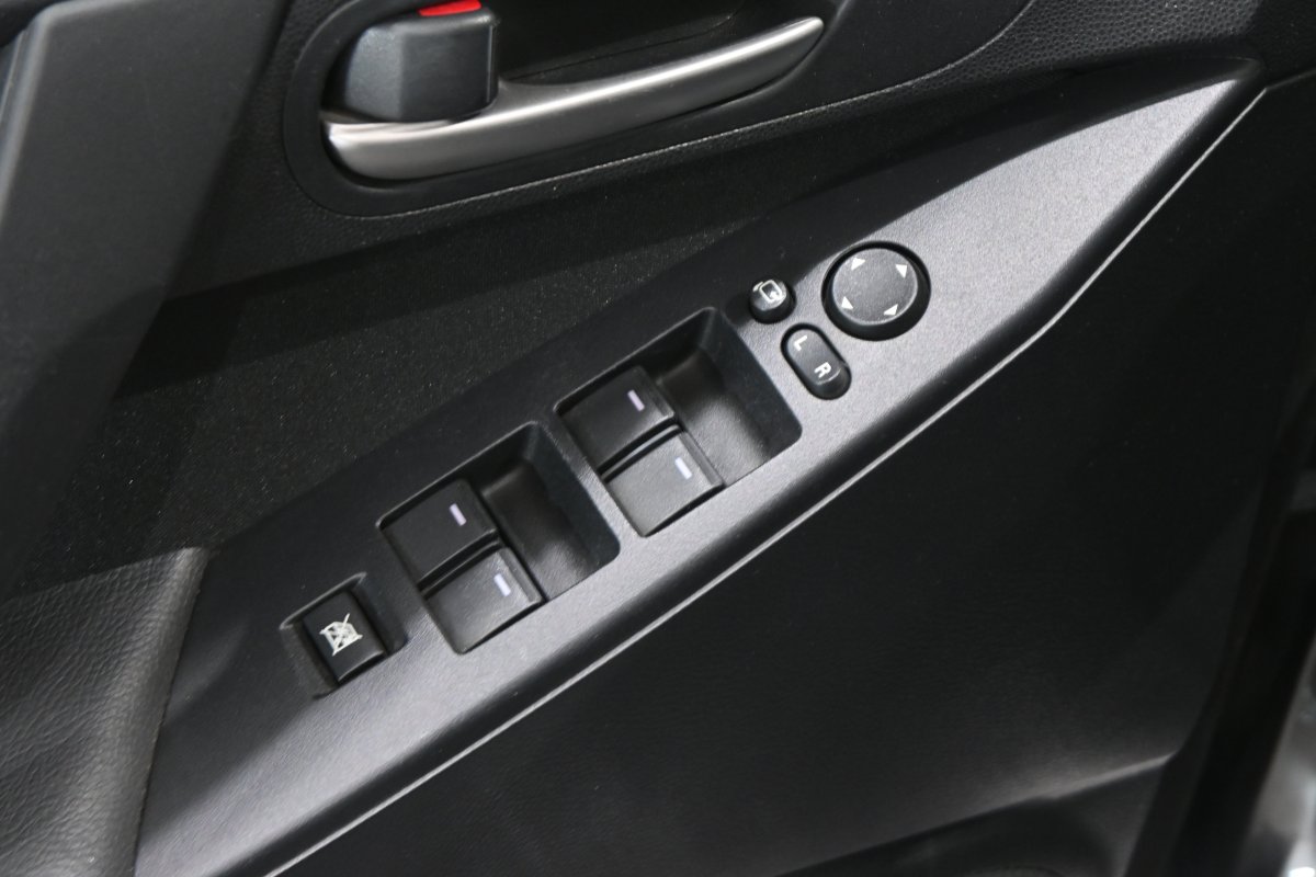Foto Mazda Mazda3 28