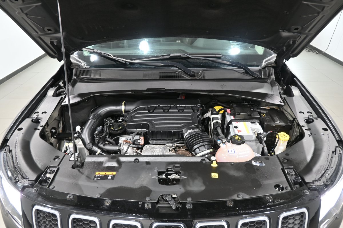 Foto Jeep Compass 7