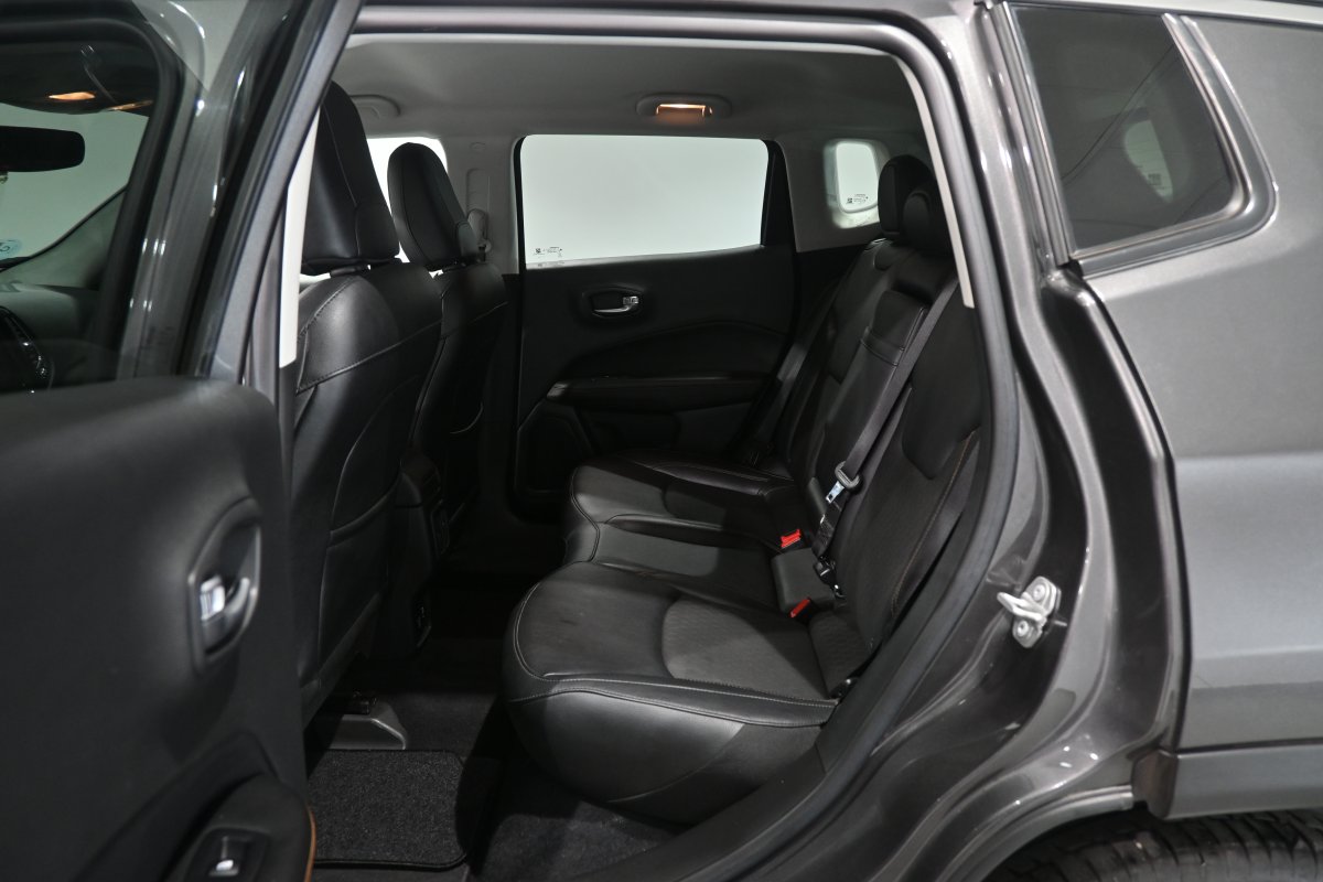 Foto Jeep Compass 11
