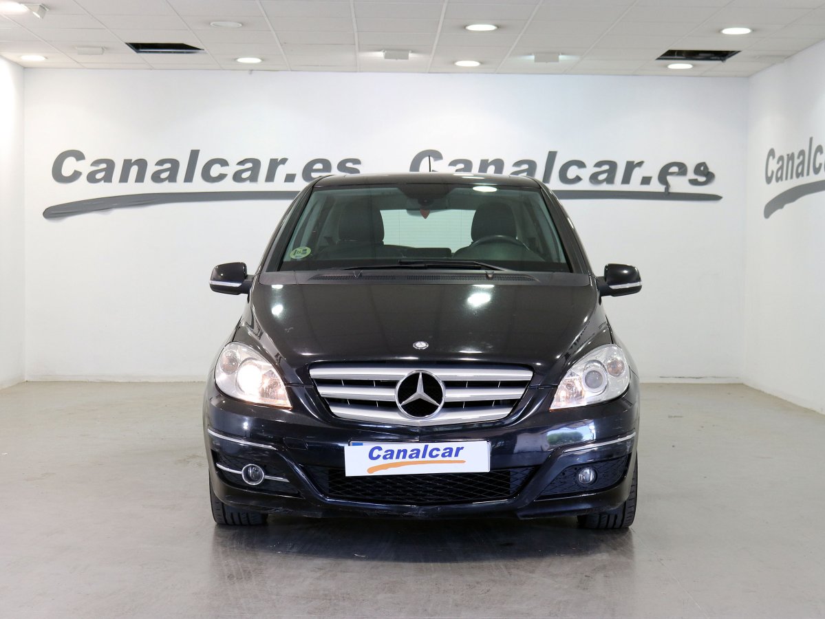 Foto Mercedes-Benz B 180 2