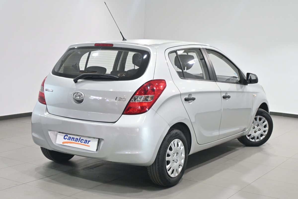 Foto Hyundai i20 4