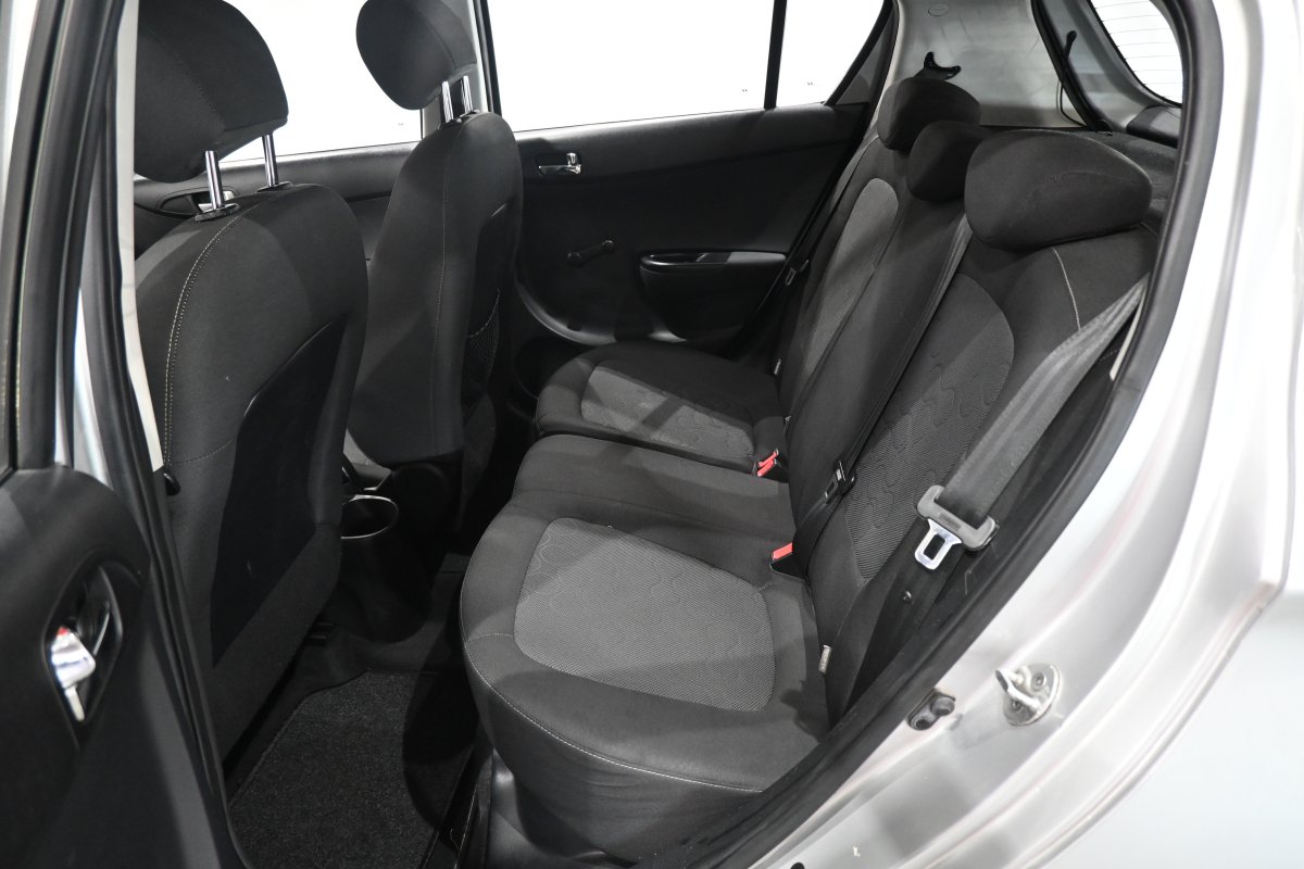 Foto Hyundai i20 11