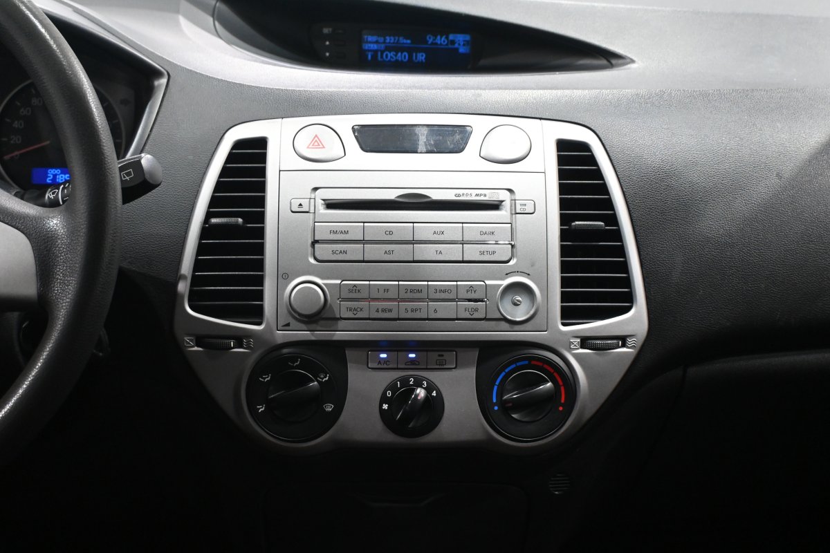 Foto Hyundai i20 14