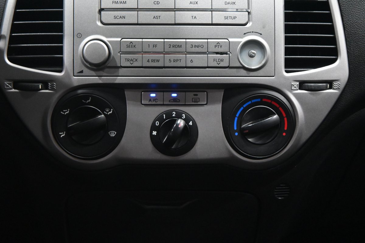 Foto Hyundai i20 16