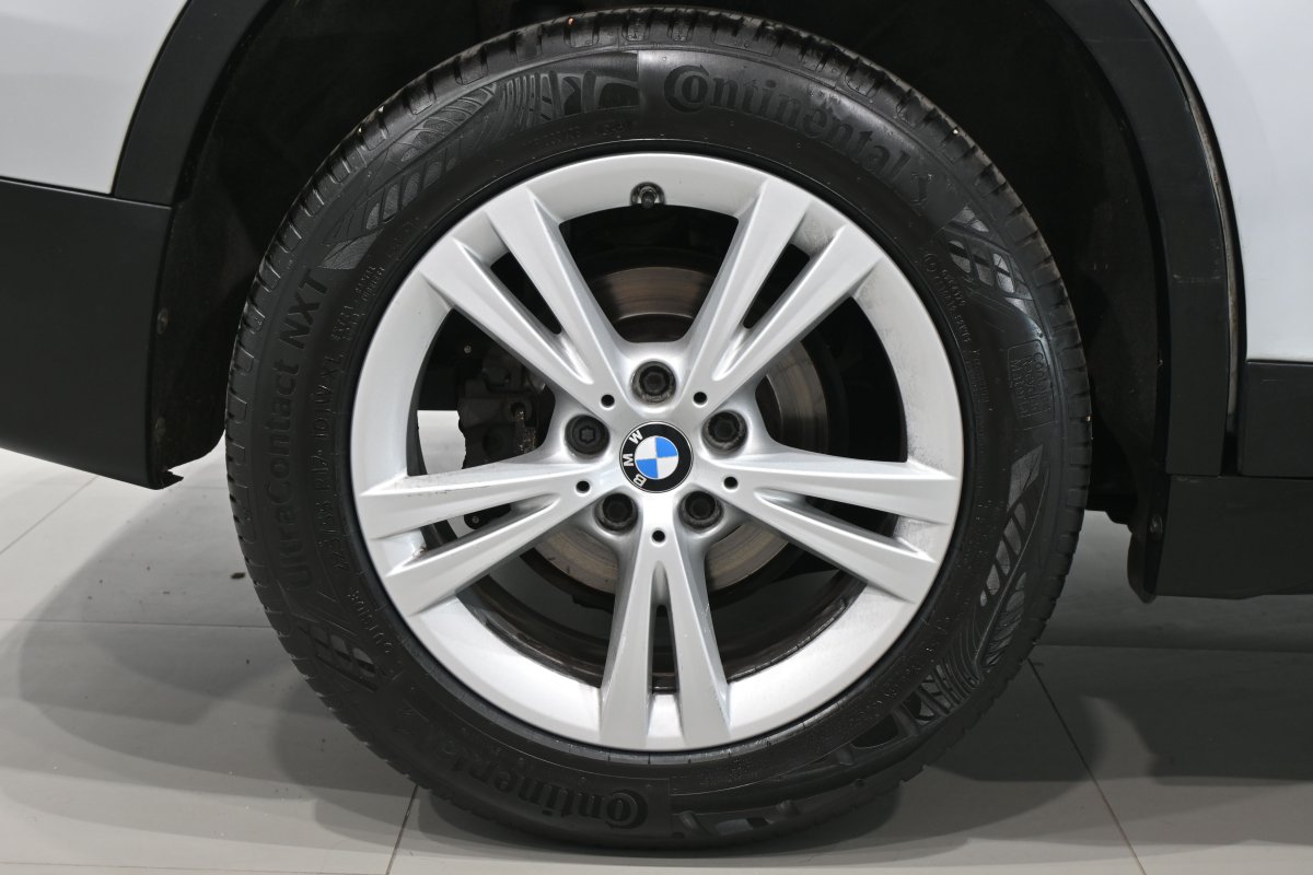 Foto Bmw X1 32