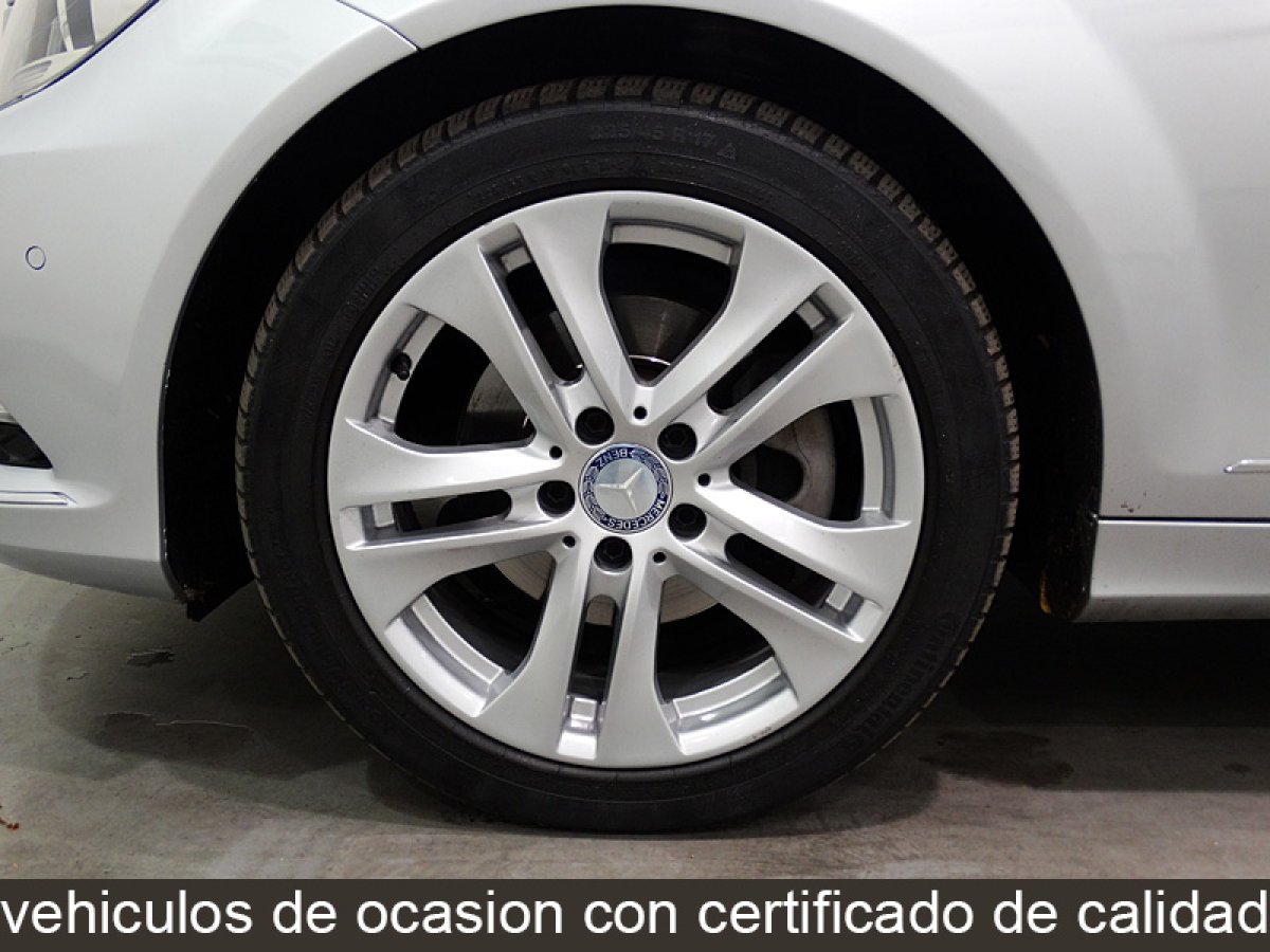 Foto Mercedes-Benz C 220 13