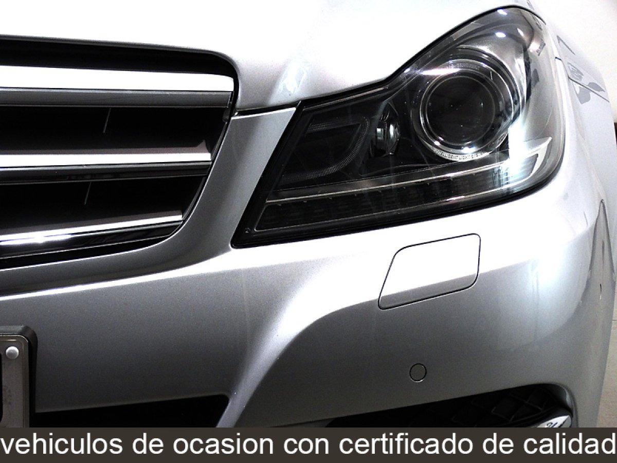 Foto Mercedes-Benz C 220 18