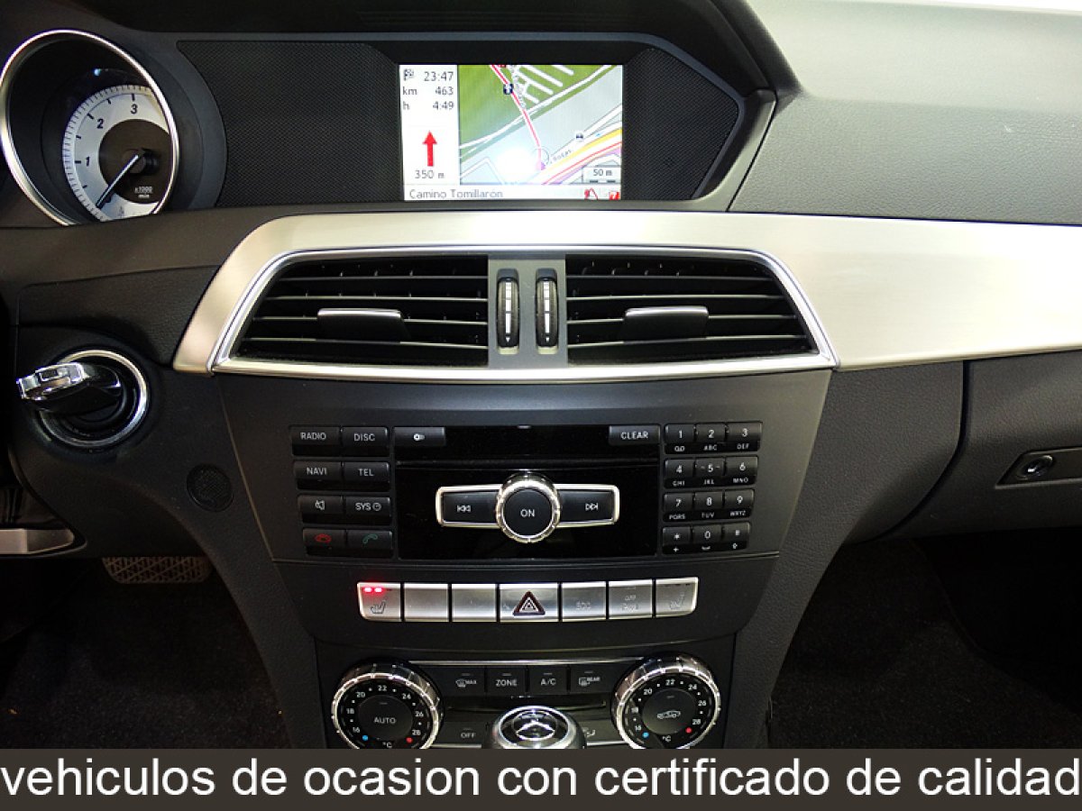 Foto Mercedes-Benz C 220 26