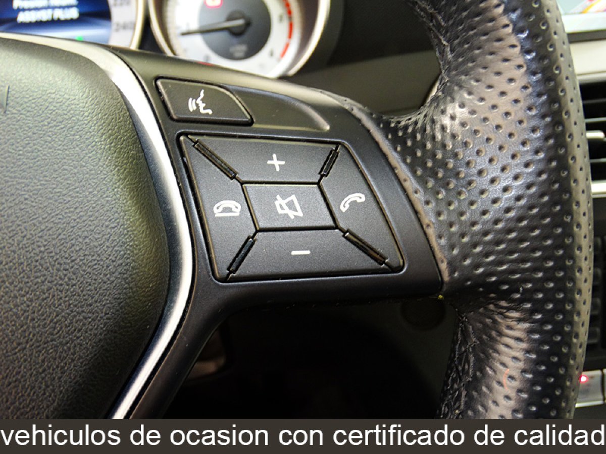 Foto Mercedes-Benz C 220 32