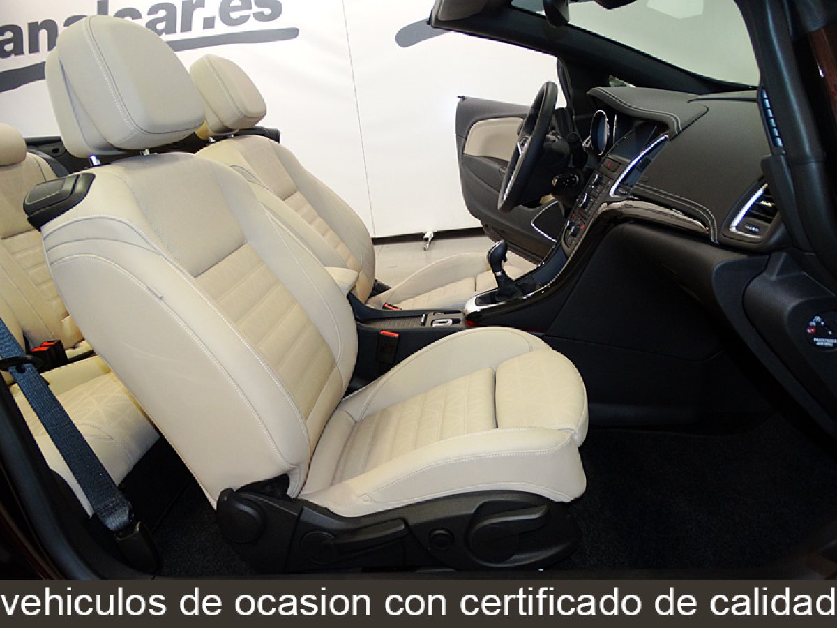 Foto Opel Cascada 22