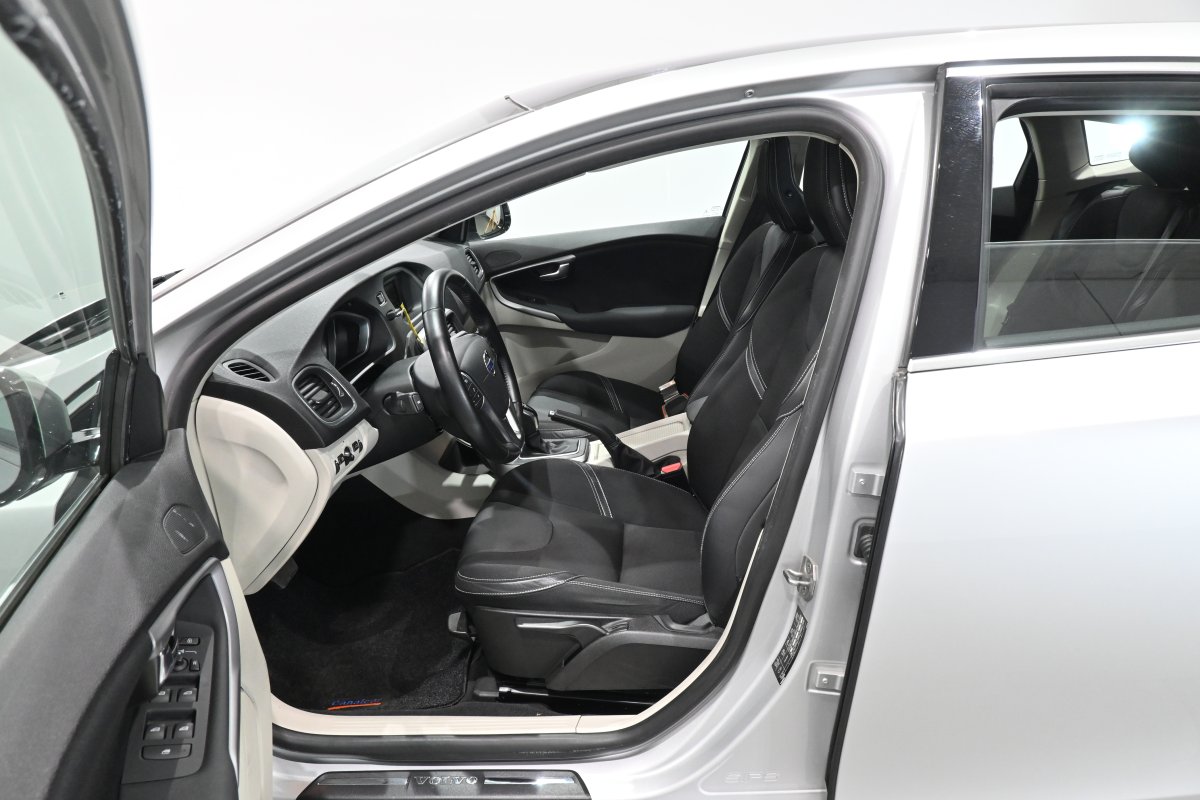 Foto Volvo V40 10