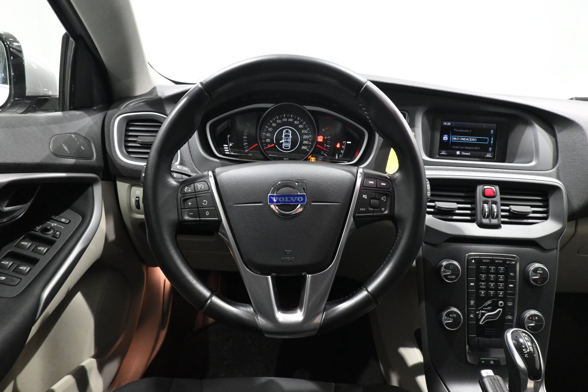 Foto Volvo V40 17