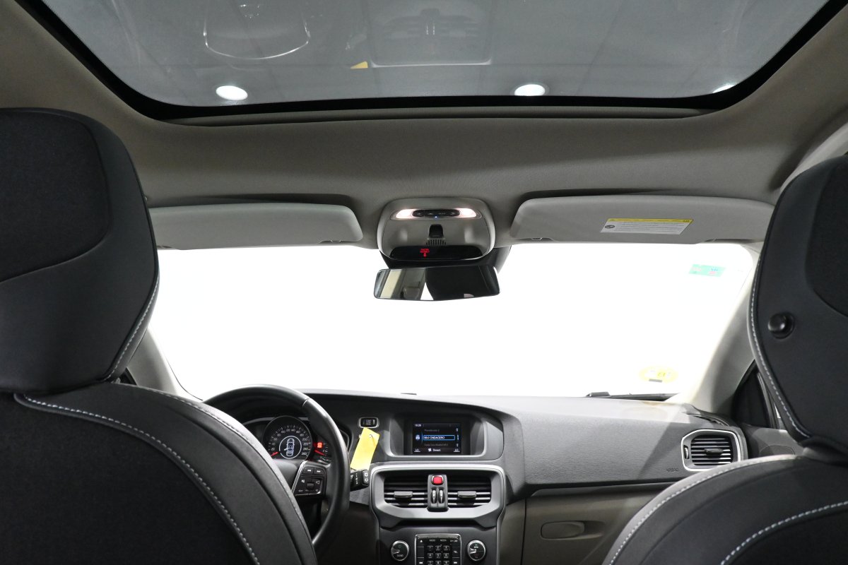 Foto Volvo V40 23