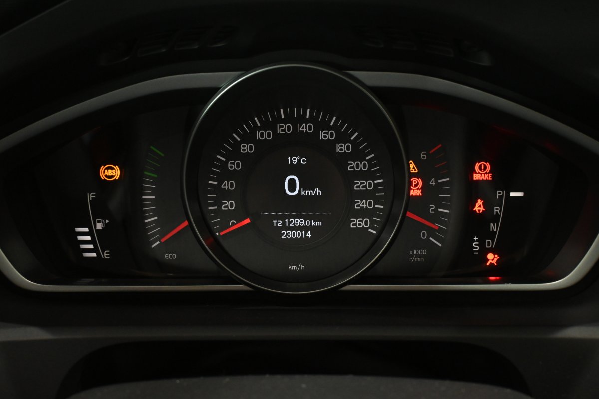 Foto Volvo V40 13