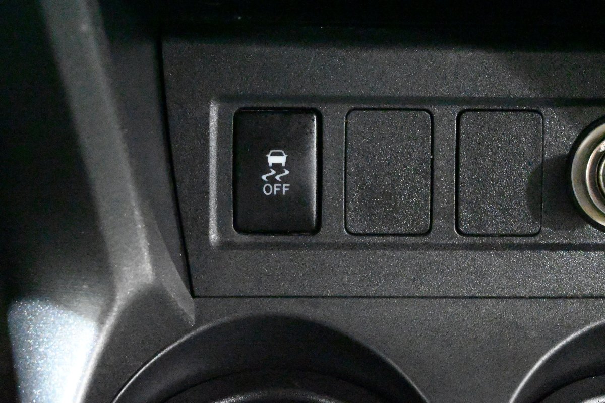 Foto Toyota RAV-4 19