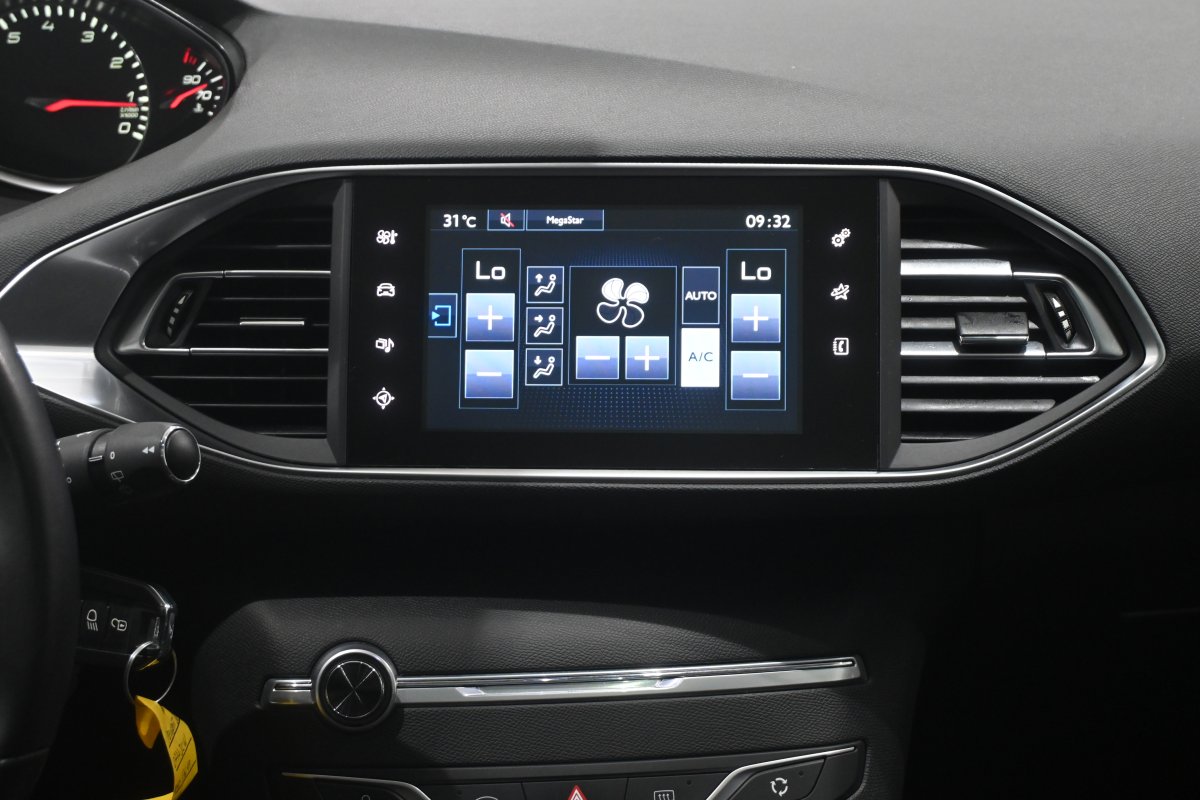 Foto Peugeot 308 13