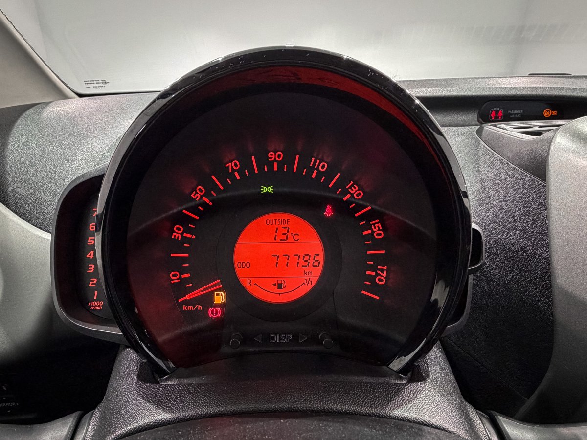 Foto Toyota Aygo 14