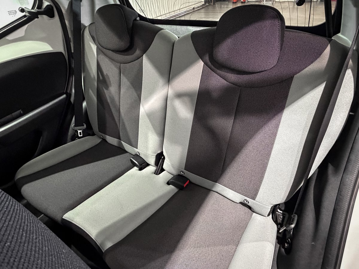 Foto Toyota Aygo 12