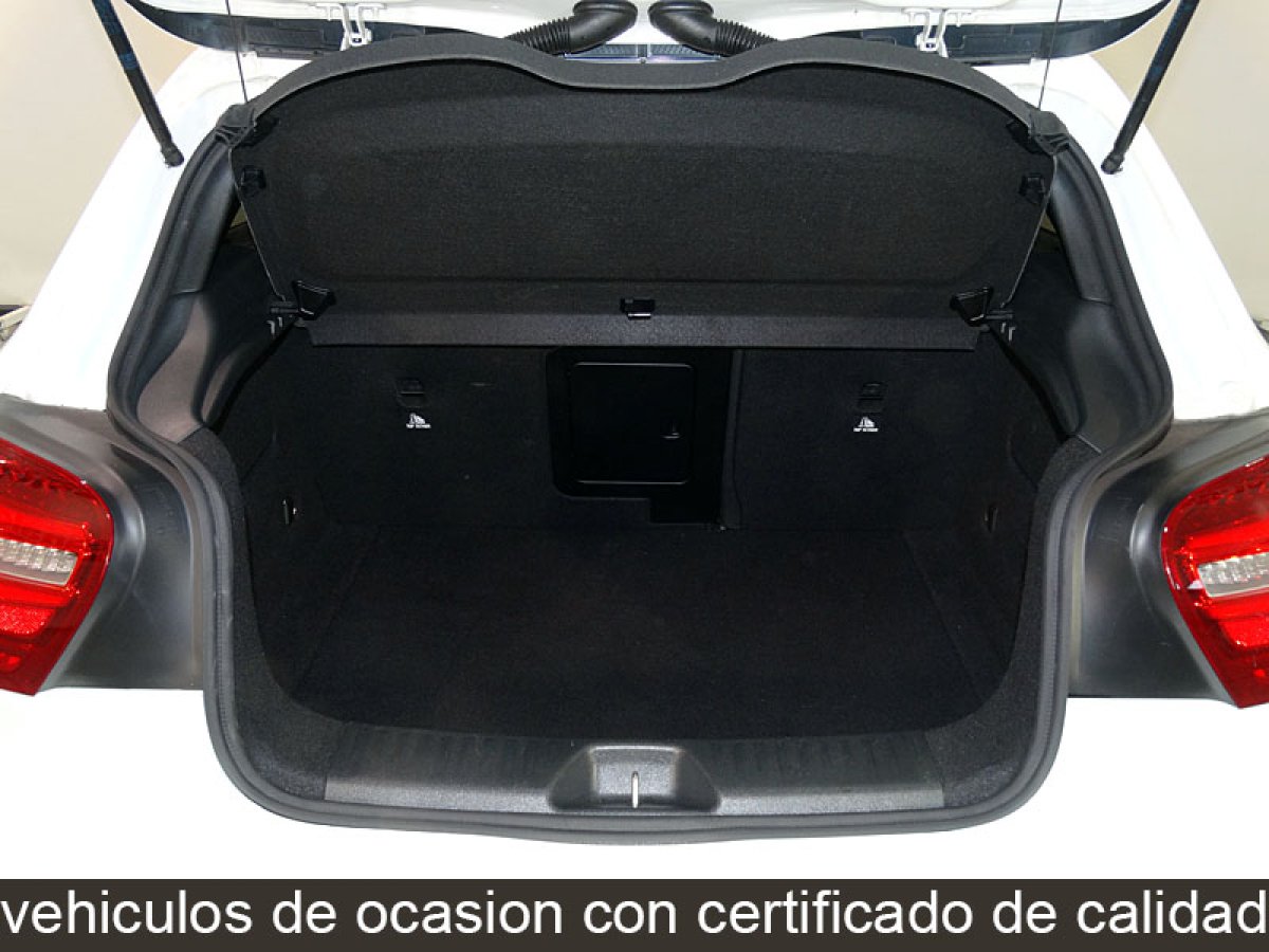 Foto Mercedes-Benz A 200 8