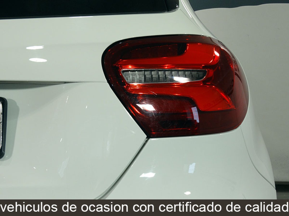 Foto Mercedes-Benz A 200 10