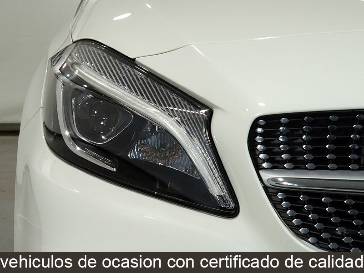 Foto Mercedes-Benz A 200 11