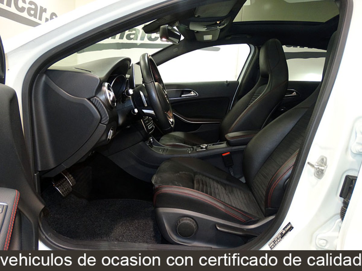Foto Mercedes-Benz A 200 14
