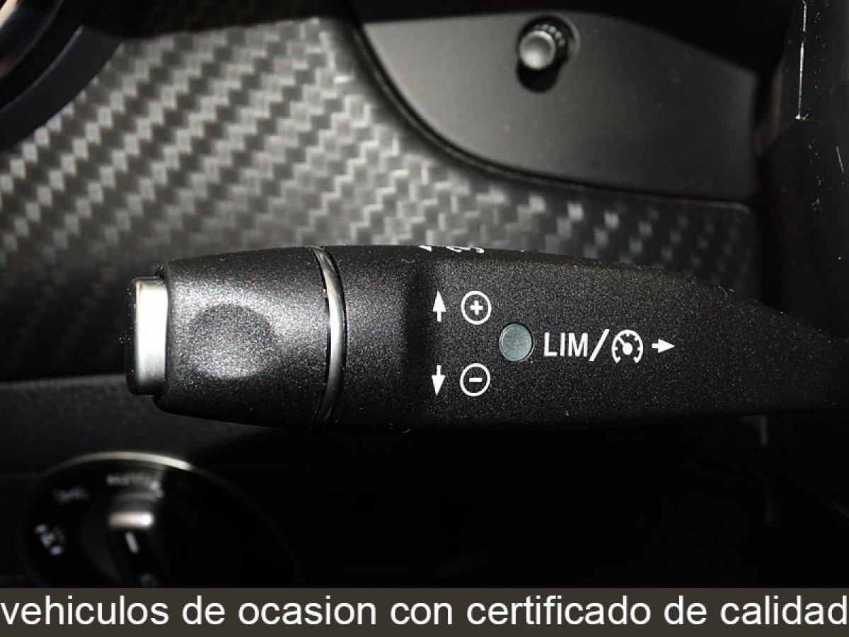 Foto Mercedes-Benz A 200 30