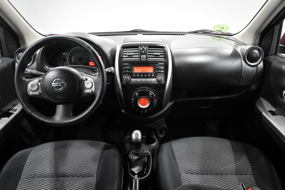 Foto Nissan Micra 14